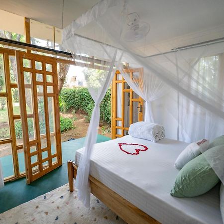 Mkoani Homestay モシ エクステリア 写真