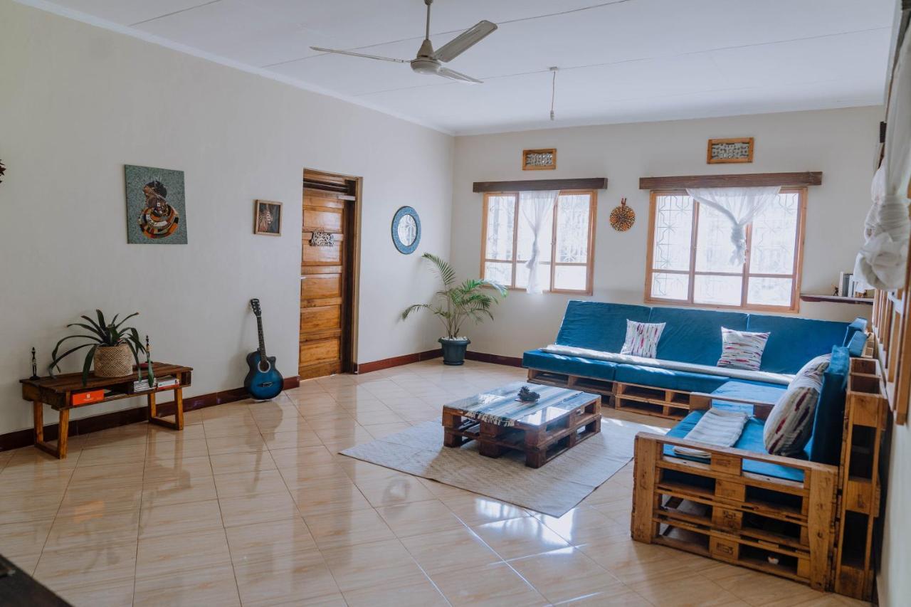Mkoani Homestay モシ エクステリア 写真