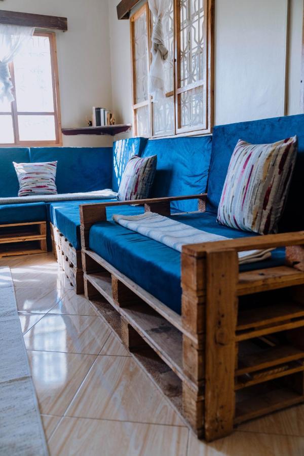 Mkoani Homestay モシ エクステリア 写真